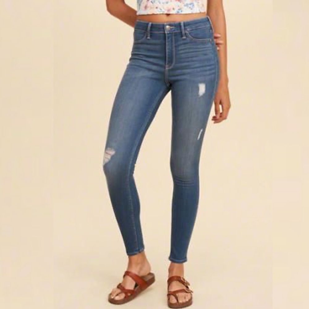 Hollister High Rise Distressed Ripped Jean Leggings • size 00S / W 23 x L 26